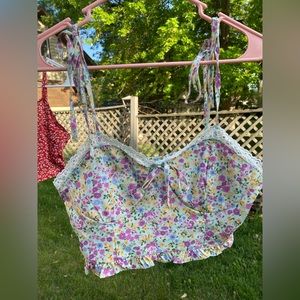 Small floral crop top